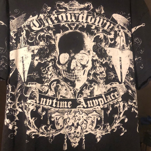 Throw down - Picture 2 of 3